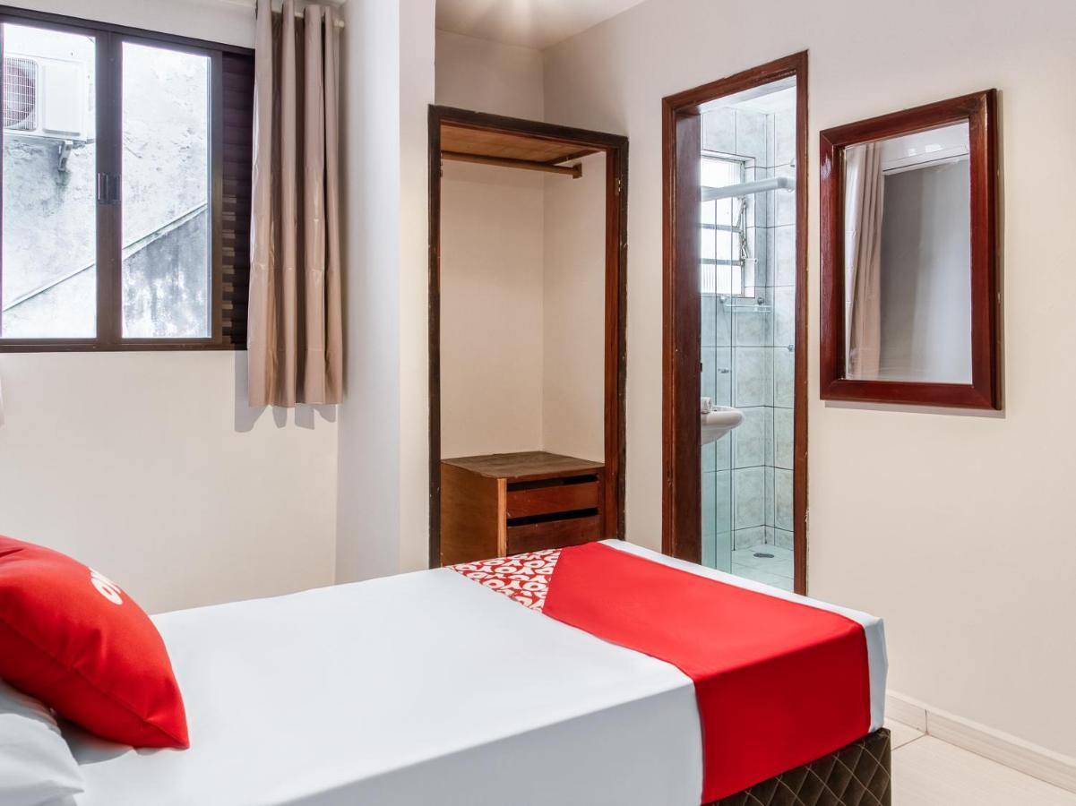 Oyo Hotel Lisboa, Сан-Жозе-дус-Кампус Экстерьер фото